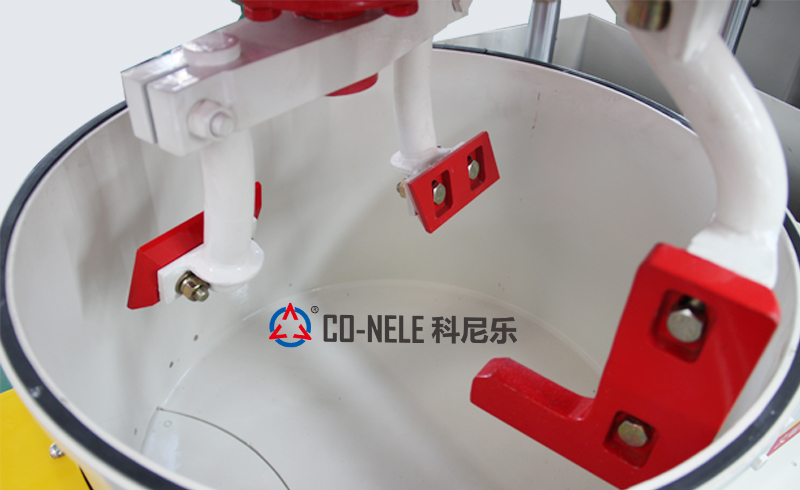 10L攪拌機(jī)外觀及內(nèi)部圖 10L攪拌機(jī)外觀及內(nèi)部圖