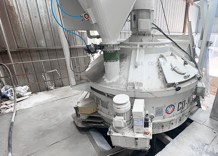 水泥電線桿立軸行星式攪拌機(jī)科尼樂 水泥電線桿立軸行星式攪拌機(jī)科尼樂